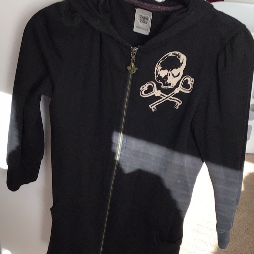 Crash&Burn adorable sweatshirt size small
